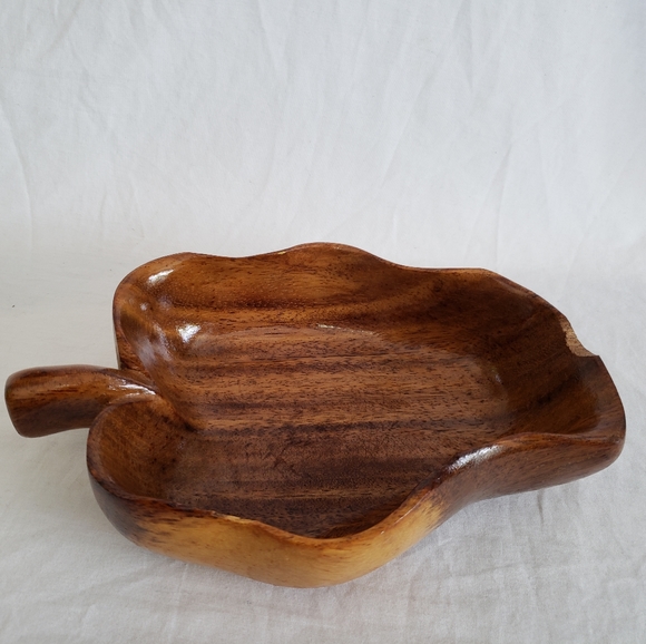 Woodcraft of Hawaii Monkey Pod Distressed Leaf Bowl Handcarved Vintage - Picture 2 of 6